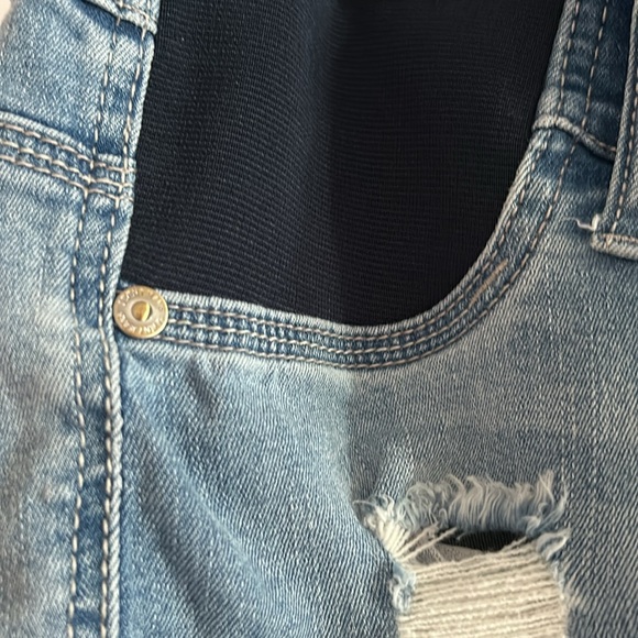 Seven cropped maternity jeans. Size 14, worn once. - Picture 2 of 4